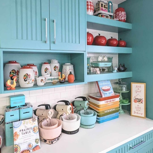 Vintage Kitchen Mystery Box - Picture 3 of 4